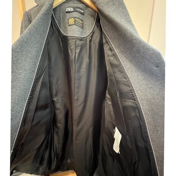 Grey wool coat from Zara. - Picture 3 of 4